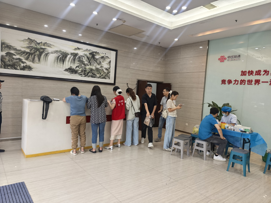 “移”路有你，血脉相“通”——蚌埠移动、联通热血献爱心